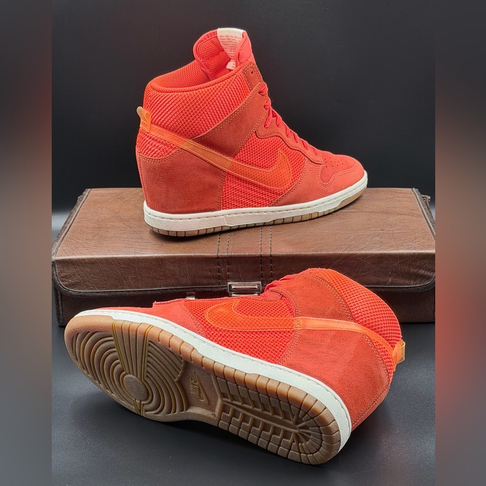 Nike Wmns Dunk Sky High Wedge 'Total Crimson'
